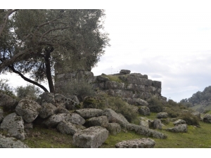 Adü Arkeoloji Bölümü Öğretim Üyelerinden Aydın’daki Antik Kentlerle İlgili Araştırma