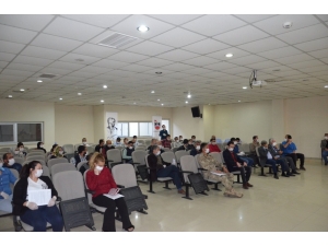 Kaymakam Demir, Berber Ve Kadın Kuaförleri İle Bir Araya Geldi