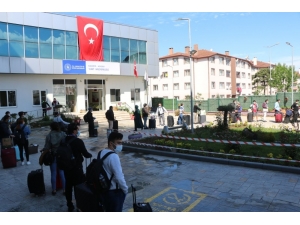 Karantina Süreleri Dolan 655 Vatandaş Sakarya’dan Evlerine Uğurlandı