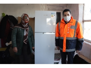 Başkan Sayan, İhtiyaç Sahiplerine Ulaşmaya Devam Ediyor