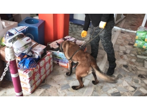 Polis Kargocu Kılığına Girdi, Gıda Kolisinde 3 Kilo Eroin Ele Geçirildi