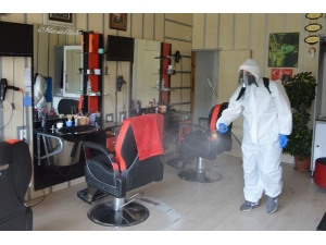 Havza’da Berber Ve Kuaförler Dezenfekte Edildi