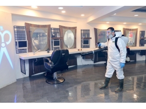 Kağıthane’de Berber Ve Kuaför Salonlarını Dezenfekte Ediliyor