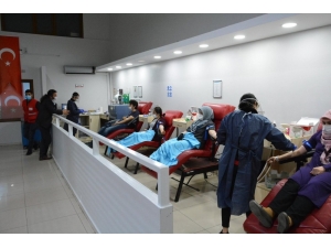 Kan Bağışı Kampanyasına İmam Hatip Okullarından Destek