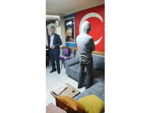 Bursa’da Kıraathanede Kumar Oynayan 13 Kişiye Suçüstü