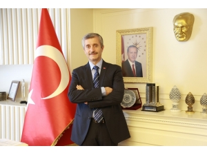 Tahmazoğlu, Anneler Günü’nü Kutladı