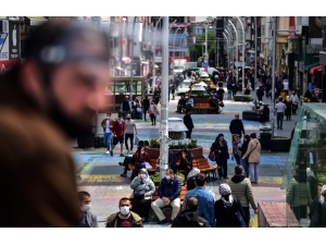 Bakırköy Meydanı’nda Dikkat Çeken Yoğunluk