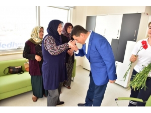 Başkan Tütüncü’den Anneler Günü Mesajı