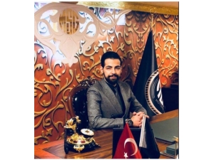 İşadamı Gürsoy: “Bugünleri Analarımızın Dualarıyla Atlatacağız”