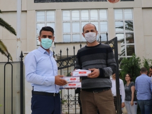 Adanalı İş Adamı 1 Milyon Ücretsiz Maske Dağıtımı Hedefine Doğru İlerliyor