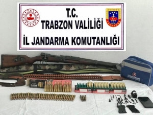 Sosyal Medya Hesabından Bir Silah Platformuna 3 Adet Tabanca Fotoğrafı Ekleyince...