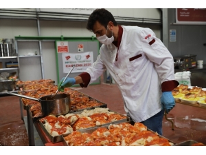 Kilis’te Yetim Çocuklara Oyuncak Dağıtıldı