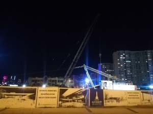 İzmir’de Devrilen Vincin Altında Kalan İşçi Öldü