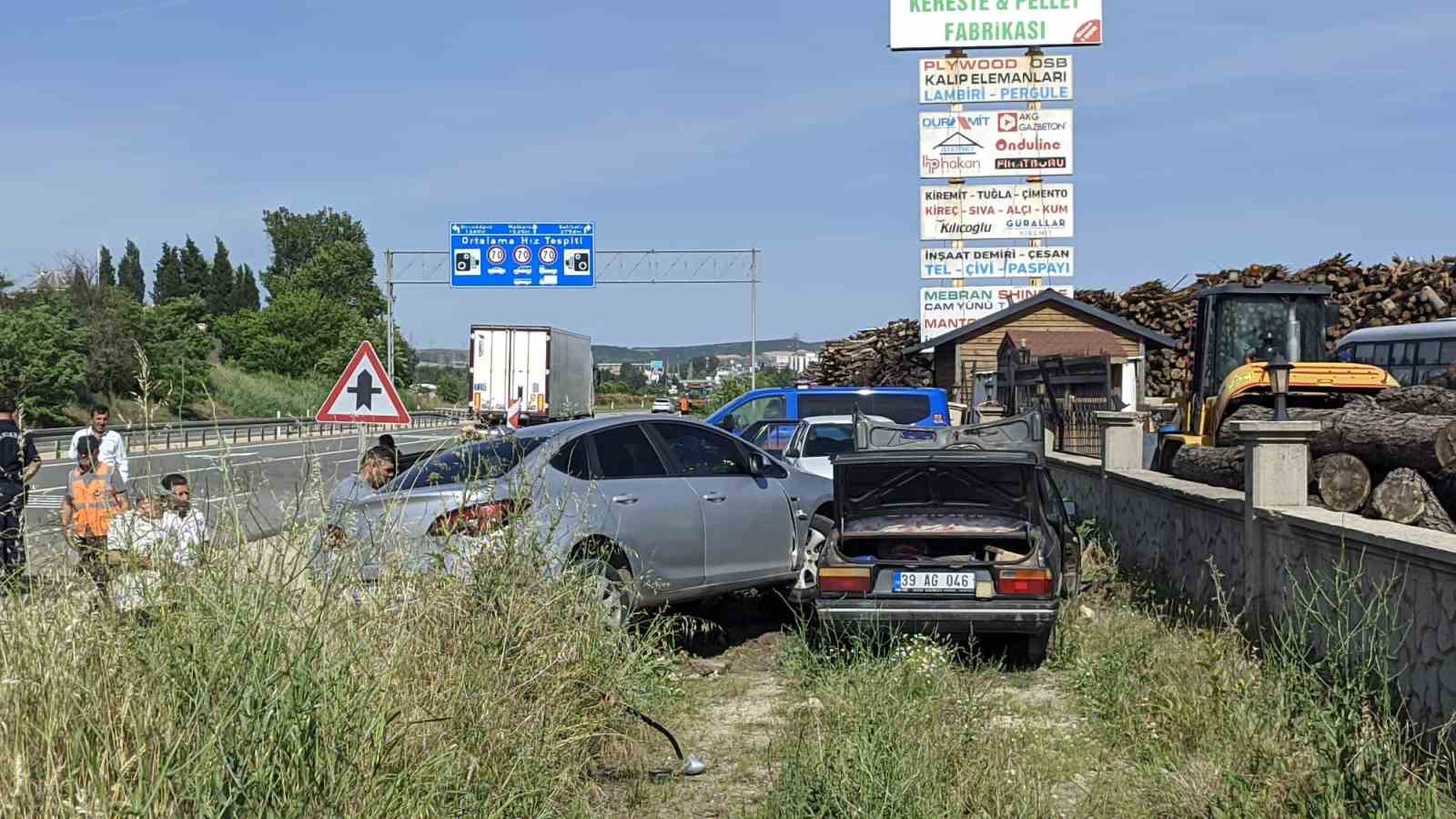 kesan-daki-trafik-kazasinda-2-kisi-yaralandi