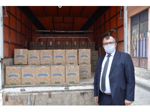 Taşköprü Belediyesi’nden Geçici Süreliğine İşsiz Kalan 150 Vatandaşa Gıda Yardımı