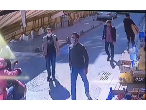 Esenler’de Maskeli Magandalar, İki İşletmeciyi Tekme Tokat Dövdü