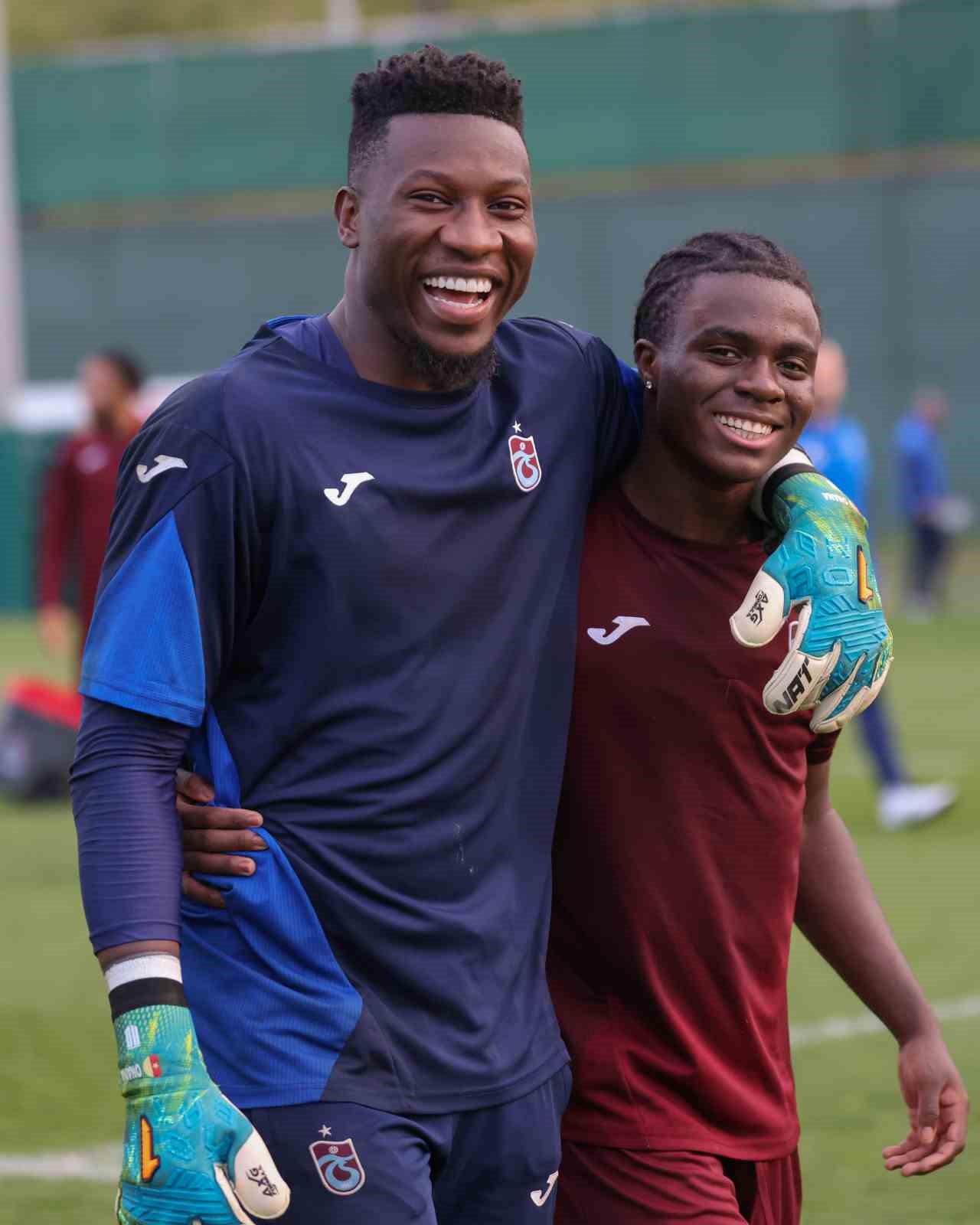 trabzonspor-christ-oulai-ile-yabanci-oyuncu-transferinde-tarihi-satisa-imza-atti