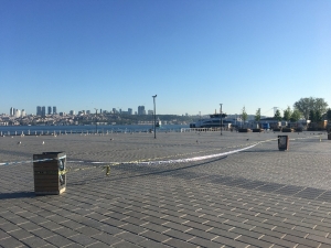 Sokağa Çıkma Kısıtlamasıyla Üsküdar Meydanı Boş Kaldı