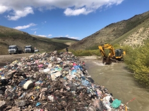 Esendere’de 15 Yıllık Çöp Alanı Kapandı
