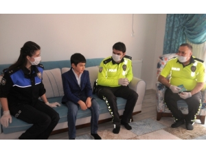 Cizre Polisi Trafik Haftasını Çocuklarla Kutladı