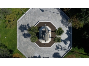 Bursa’nın Meydanlarında Yeniden Sessizlik Hakim...