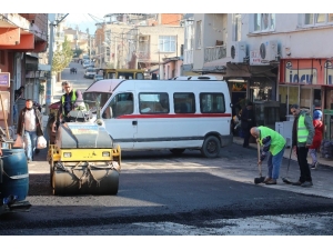 Salgın Süresince Bayraklı’da 9 Mahalleye 143 Ton Asfalt
