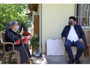 Başkan Erhan Kılıç’tan Şehit Annelerine Sürpriz Anneler Günü Ziyareti
