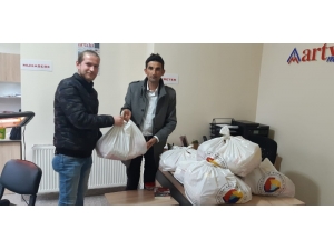 Artvin’de Gazetecilere Anlamlı Destek