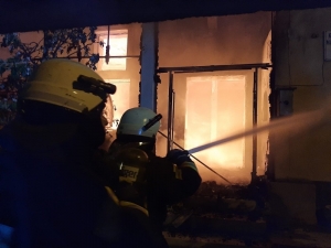 Cami Çıkan Yangında Kullanılamaz Hale Geldi