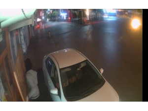 Çaldığı Arabayla Market Soymaya Kalktı