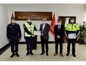 Vali Meral, Jandarma Ve Poliste Başarılı Personeli Ödüllendirdi