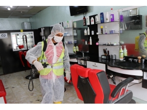 Viranşehir’de Berber Ve Kuaförler Dezenfekte Edildi