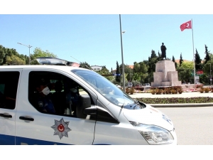Muğla’da Yarın Sokağa Çıkacak Yaşlılar Anonsla Uyarılıyor