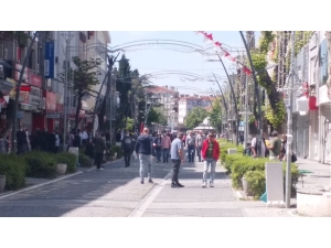 Lüleuburgaz’da “Anneler Günü” Virüs Dinlemedi