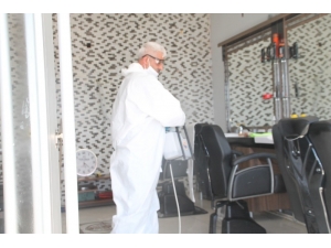 Gemlik’te Kuaförler Dezenfekte Edildi