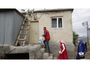 Siirt’te Köy Öğrencisi Kitap İstedi, Devlet Ayağına Götürdü