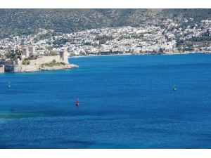 Bodrum Gönüllü Olarak Sokağa Çıkma Kısıtlamasına Uydu