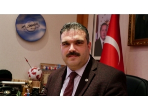 Rektör Çomaklı’yı Akademisyenler Ve Öğrenciler Tekrar Göreve Çağırdı