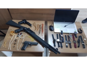 Çaldığı Malzemelerle Otel Odasında Kıskıvrak Yakalandı