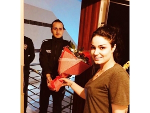 Ankara’da Yaşayan Çifte Vefa Sosyal Destek Grubu’ndan Anneler Günü Sürprizi