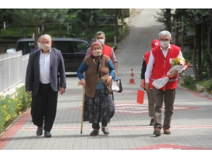 Şehit Annesi Oğluna Aylar Sonra Kavuştu