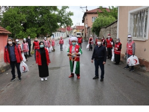 Kızılay’dan Anneler Günü’ne ‘Tatlı’ Kutlama
