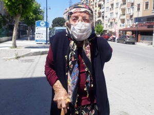 7 Hafta Sonra Sokağa Çıktı