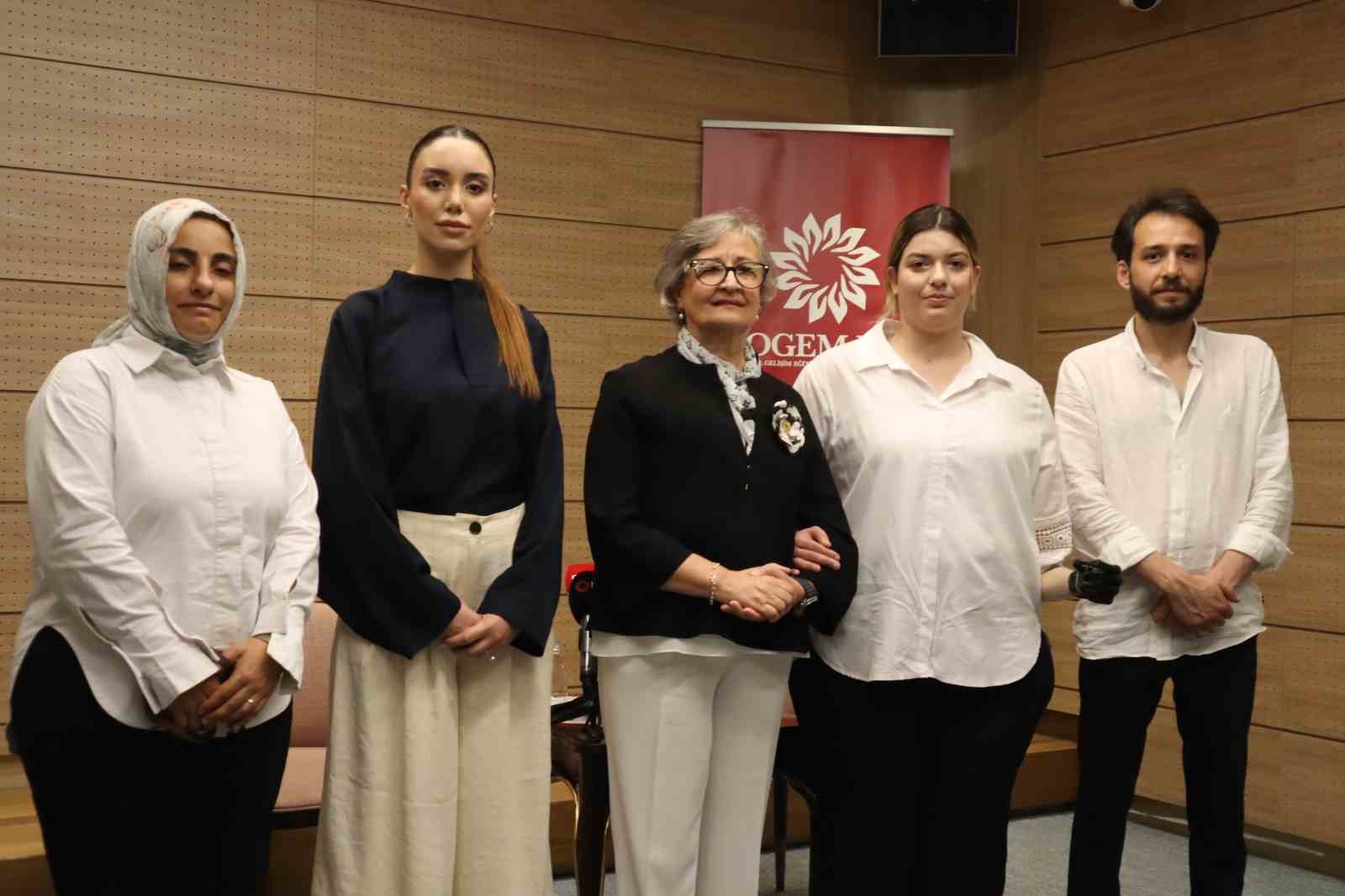 6-subat-depreminde-kolunu-kaybeden-anne-biyonik-koluna-kavustu-en-buyuk-hayalim-kizimin-saclarini-tarayabilmek