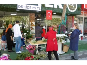 Isparta’da Çiçekçilere Anneler Günü Dopingi