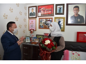 Başkan Beyoğlu’ndan Anneler Gününde Şehit Annelerine Anlamlı Ziyaret