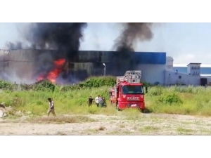 Mersin’de Fabrikadaki Yangın Kontrol Altına Alındı