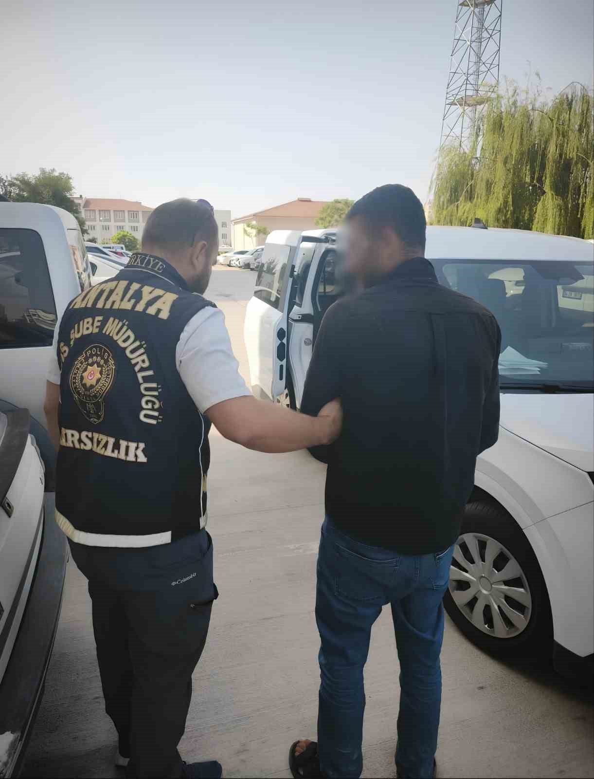 antalya-da-son-bir-haftada-275-sahis-tutuklandi