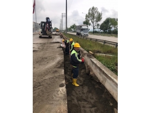 Sokağa Çıkma Kısıtlamasında Uedaş Sokaklarda