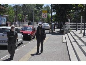 Bugün Sokaklar Onlarındı